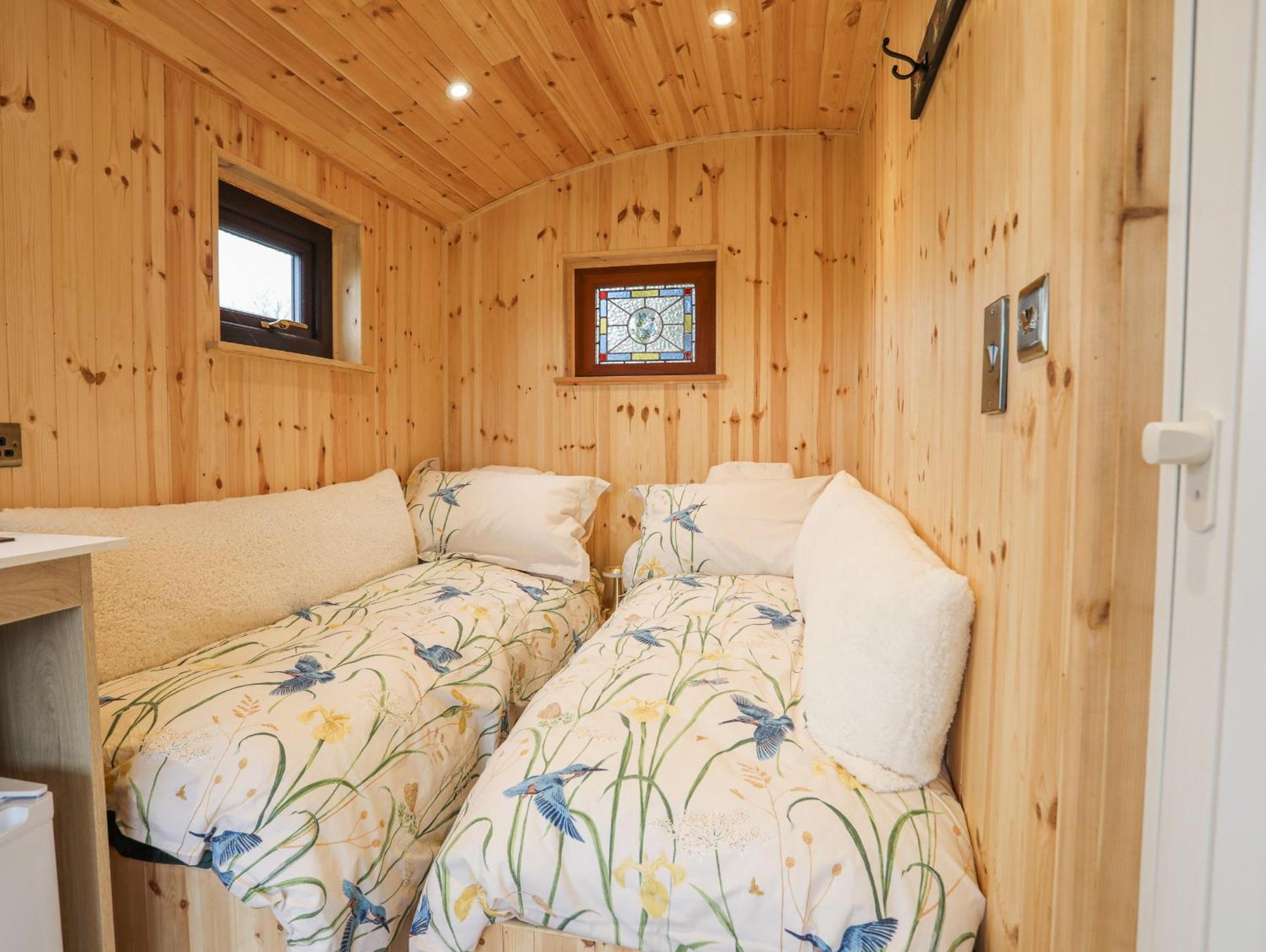 Llanfairpwllgwyngyll Tal Sarn Shepherd Hut מראה חיצוני תמונה